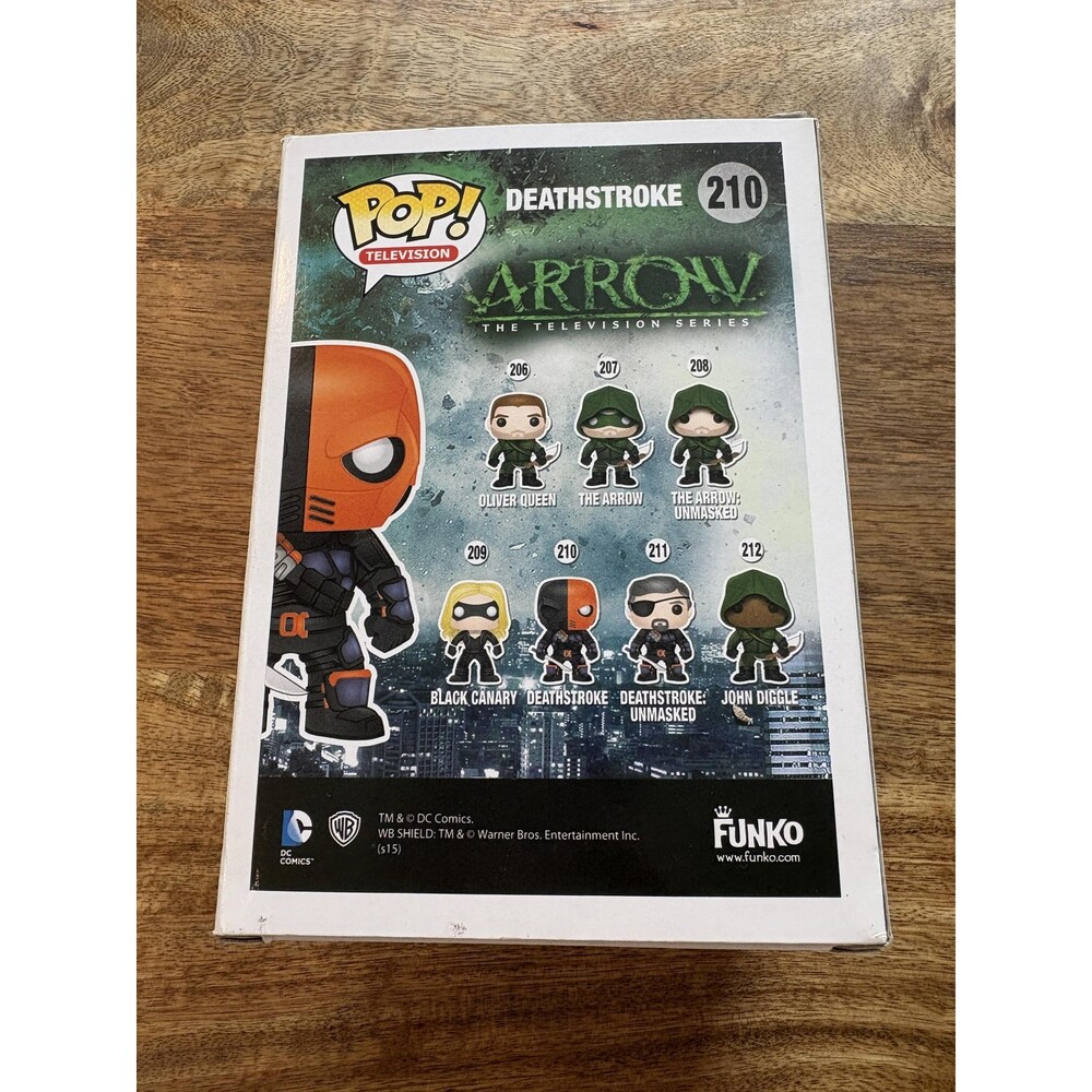 Funko Pop Television Arrow Deathstroke 210 Vinyl Figure DC Comics Orange - Picture 3 of 7